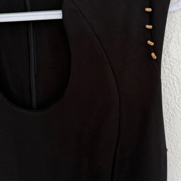 Tahari Black Sheath Dress Size 4 Gold Button Sleeveless Stretch Midi - Picture 8 of 13